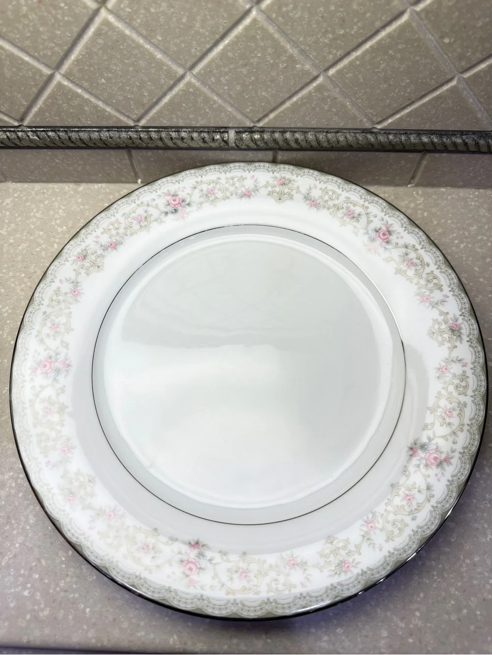 Noritake 5807 Dinner Plate